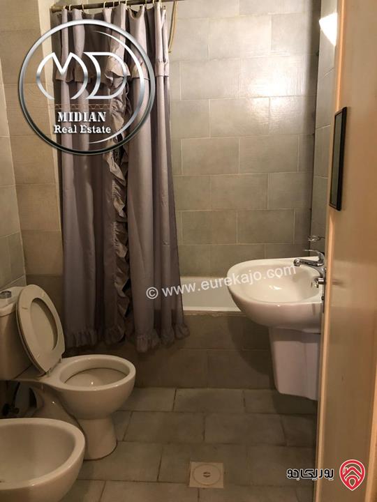 شقة استثمارية للبيع في عمان - ام السماق مساحة 130م طابق ثالث سوبر ديلوكس اطلالة جميلة بسعر مميز