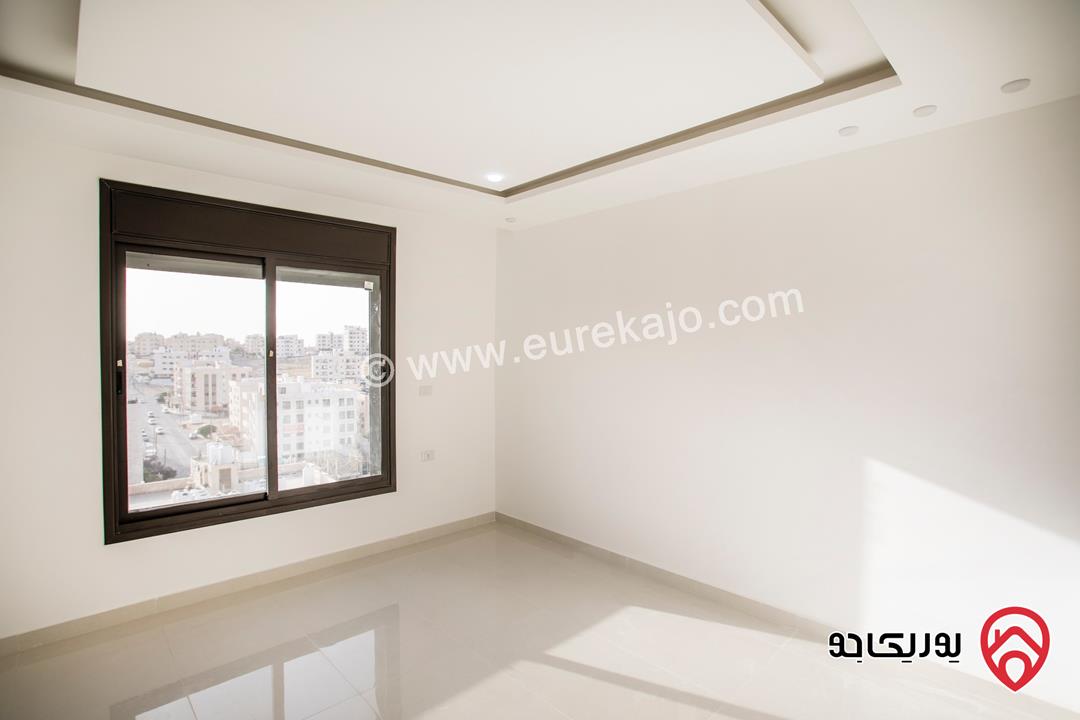 شقة فاخرة طابق اول مساحة 135م للبيع كاش او اقساط في عمان - ابو علندا