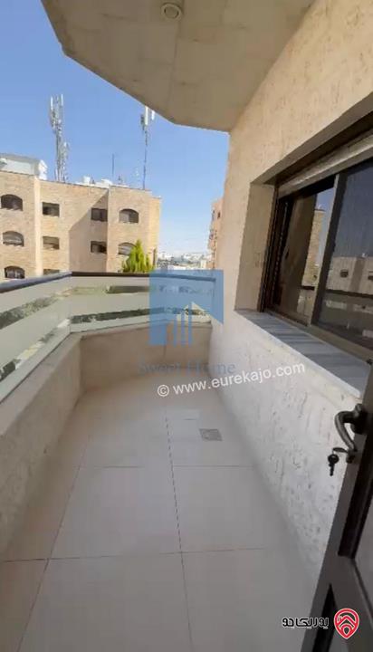 شقة طابق اول 187م تشطيب سوبر ديلوكس للبيع في عمان - تلاع العلي