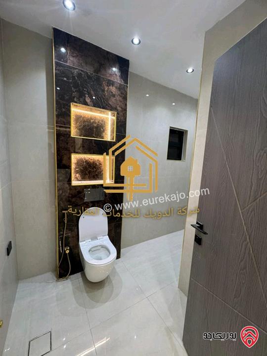 شقة جديدة طابق ثالث مساحة 125متر للإيجار في عمان - شفا بدران 