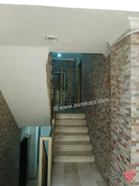 شقة ارضية مساحة 150م داخلي و 60م خارجي للبيع مفروش في عمان - صويلح