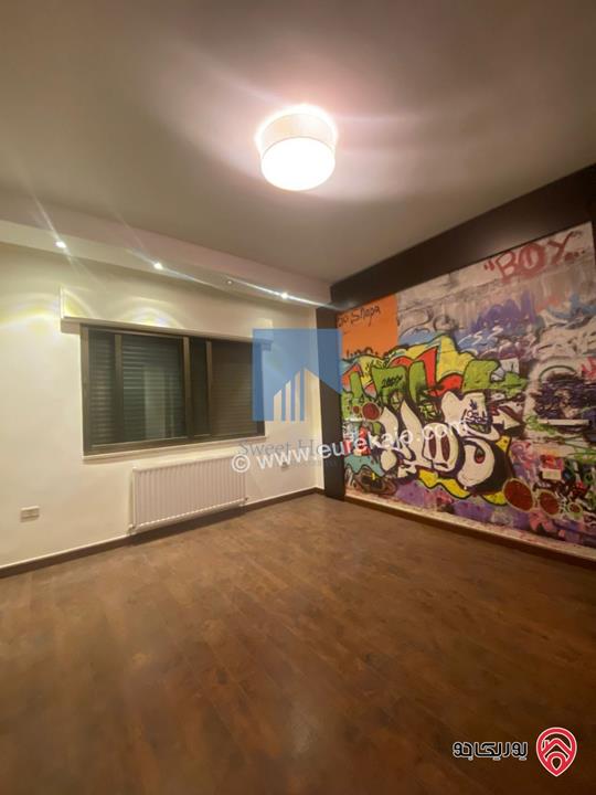  شقة مميزة للبيع في عمان - الرابية طابق ثالث 200م تشطيب سوبر ديلوكس