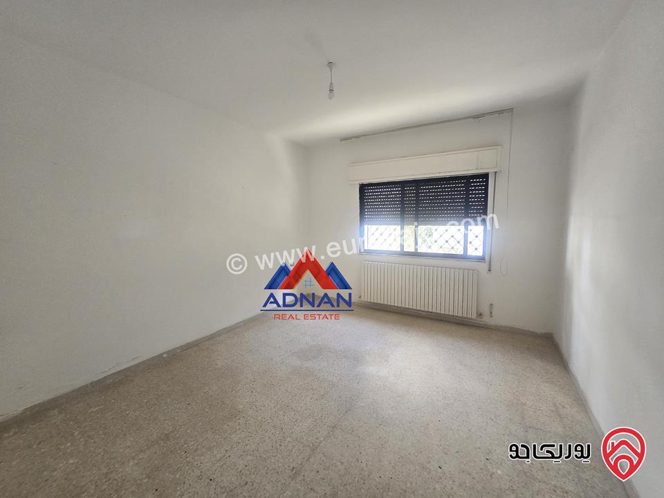 فيلا مستقلة مساحة 500م على أرض 803م للبيع في عمان - تلاع العلي شارع المدينة المنورة