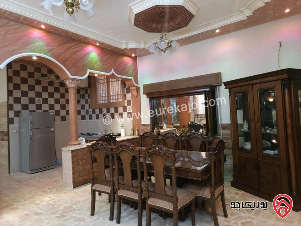 فيلا مساحة 150م على أرض 310م للبيع في الزرقاء - جبل طارق