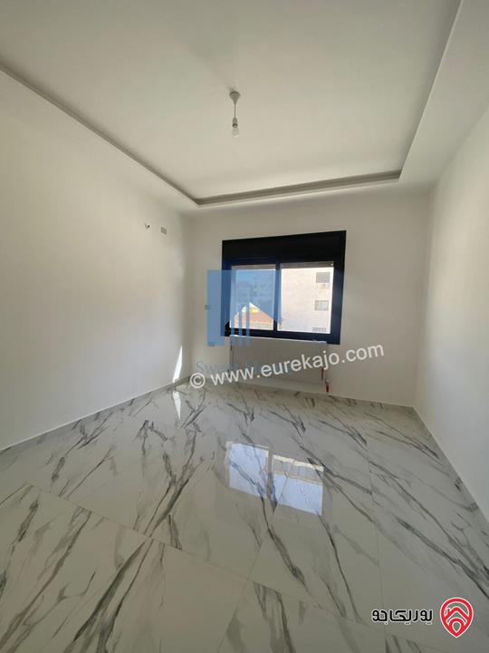 شقة فاخرة طابق ثاني مساحة 200م تشطيب سوبر ديلوكس لم تسكن للبيع في عمان - تلاع العلي