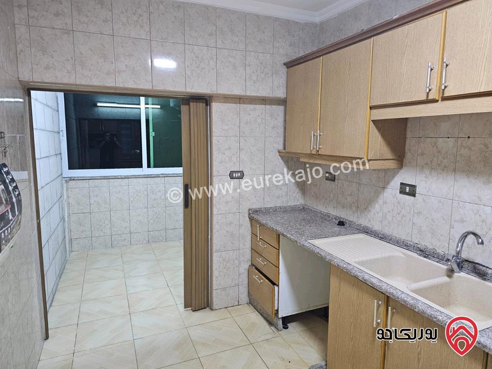 شقة طابق ثالث مساحة 110م للبيع في عمان - ضاحية الحاج حسن 