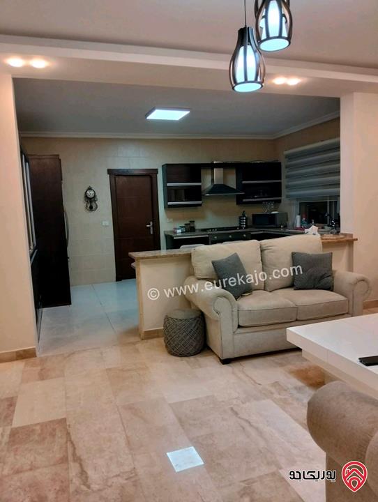 شقة فارغة طابق ثالث مساحة 200م للايجار في عمان - ضاحية النخيل 