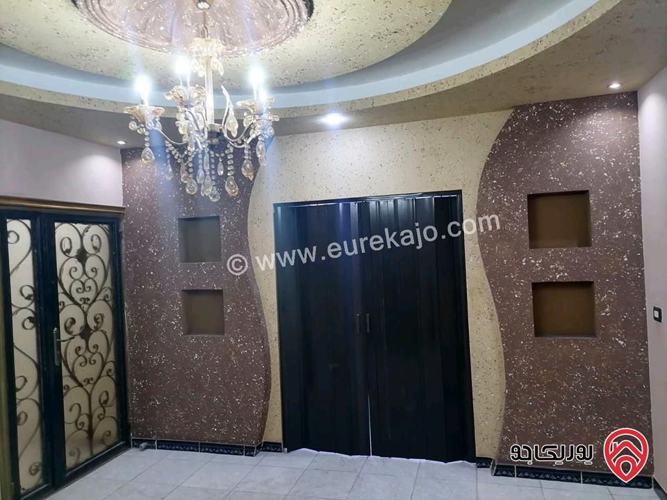 شقة سوبر ديلوكس مساحة 120م للبيع في الزرقاء حي الزواهرة