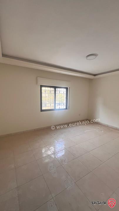 شقة طابق أرضي مساحة 195م داخلي و 40م خارجي للبيع في عمان - حي الضباط - مرج الحمام 