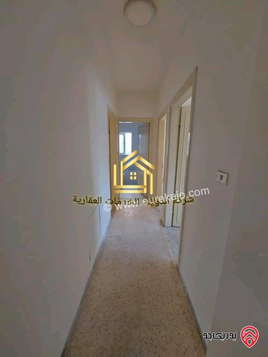 شقة فارغة طابق اول مساحة 170م للايجار في عمان - خلدا 