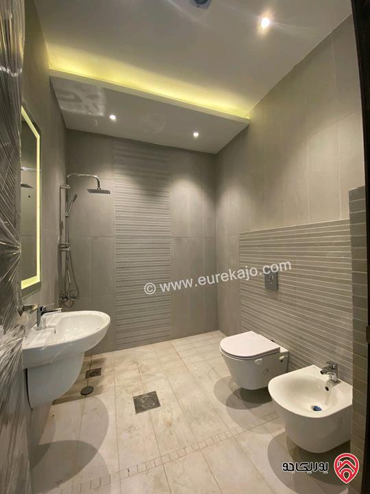 قصر مساحة البناء 2 دونم على أرض 1 دونم و 200م للبيع في عمان - عبدون