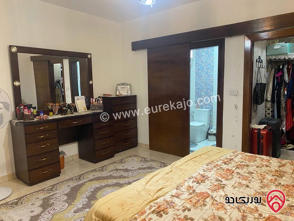 شقة مساحة 192م طابق ثالث دوبلكس للبيع في عمان - جبل عمان 