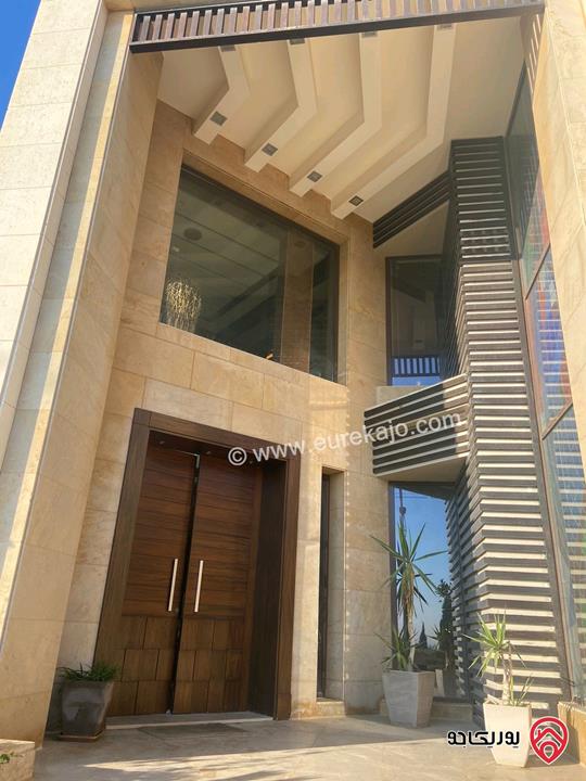 فيلا مساحة 1050م على أرض 750م للبيع في عمان - الظهير