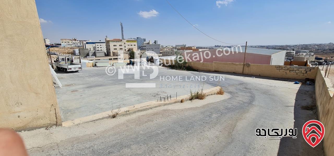 مجمع تجاري على أرض 1552م للبيع في عمان - ابو علندا ب دخل سنوي 26000 دينار