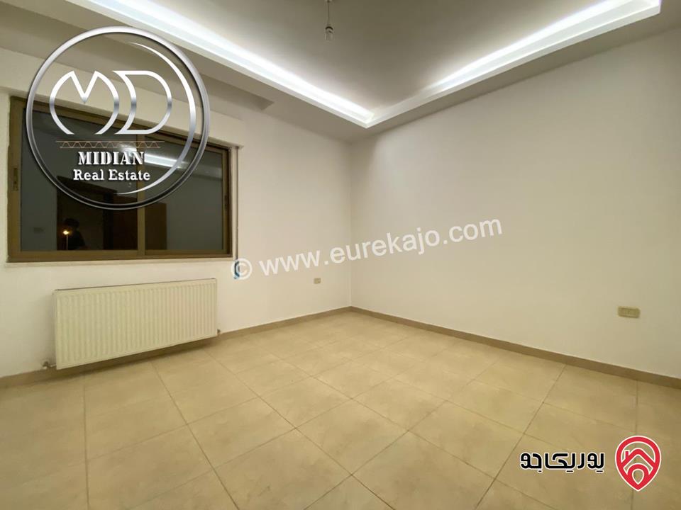 شقق جديدة مساحة 175م  سوبر ديلوكس اطلالة جميلة للبيع في عمان - دير غبار بسعر مميز جداً