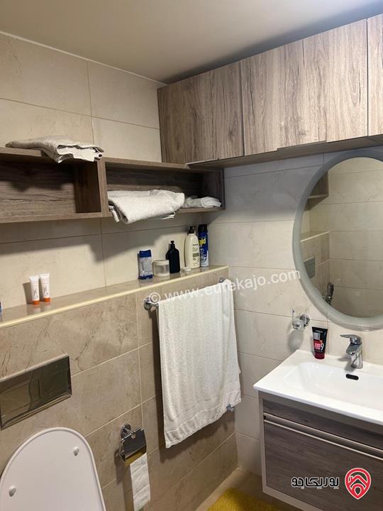 شقة ديلوكس طابق ثالث مساحة 70م للبيع في عمان - عبدون الشمالي 