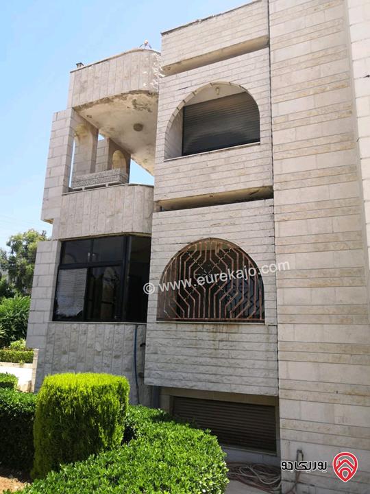 فيلا مساحة 600م على أرض 1006م للبيع في عمان - ام السماق