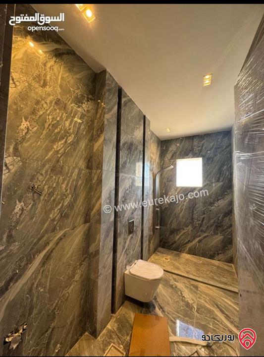 شقة مساحة 215م طابق اول للايجار في عمان - الجبيهة مقابل قصر الاميرة بسمة 