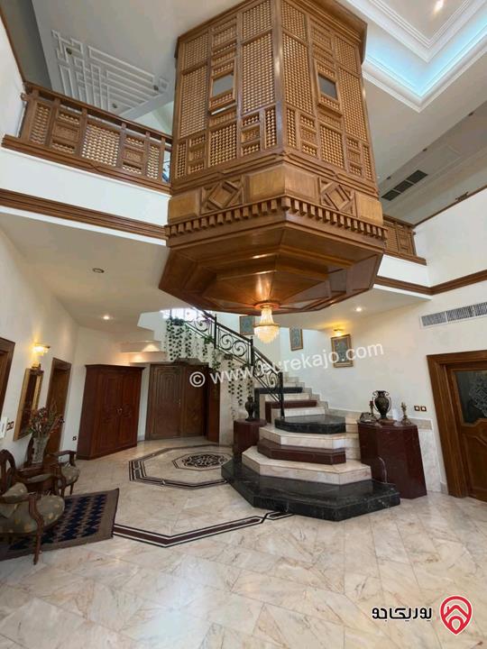 فيلا مساحة 850م على أرض 1081م للبيع في عمان - الجبيهة