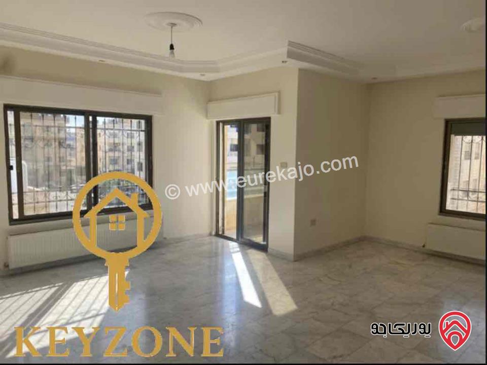 شقة مساحة 200م طابق ثاني للبيع في عمان - خلدا