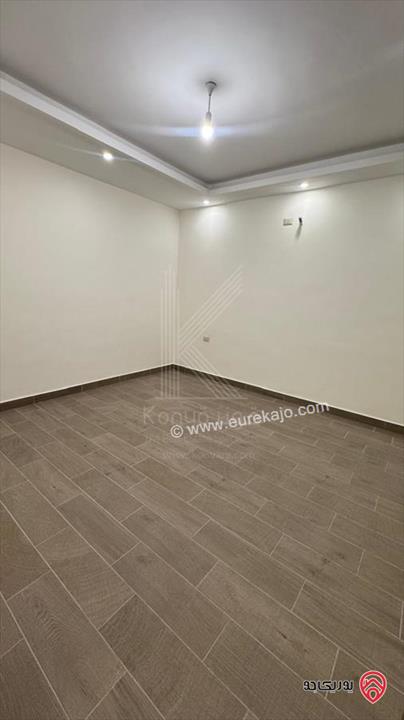 شقة فاخرة طابق أول مساحة 168م للبيع في عمان - مرج الحمام على طريق المطار / الحويطي