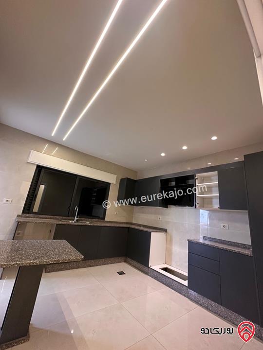 شقة طابق ثالث مساحة 165م للايجار في عمان - تلاع العلي 