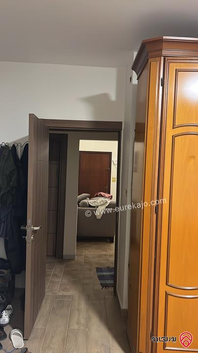 شقة المساحة الاجمالية 560م (460م + 100م روف) للايجار مفروشة في عمان - أم أذينة