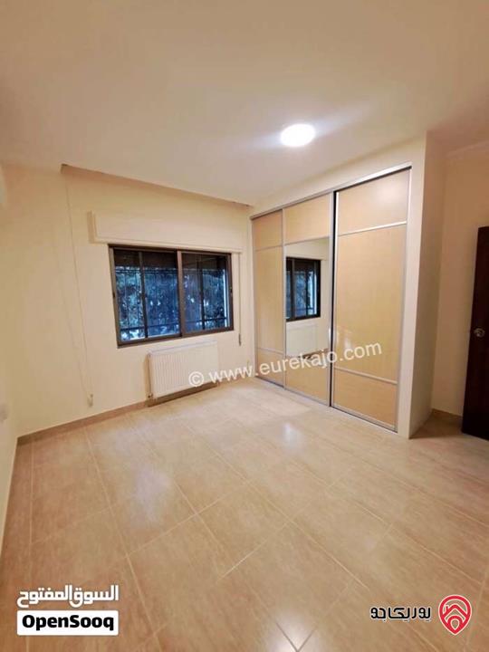 شقة طابق اول مساحة 250م للايجار في عمان - دير غبار