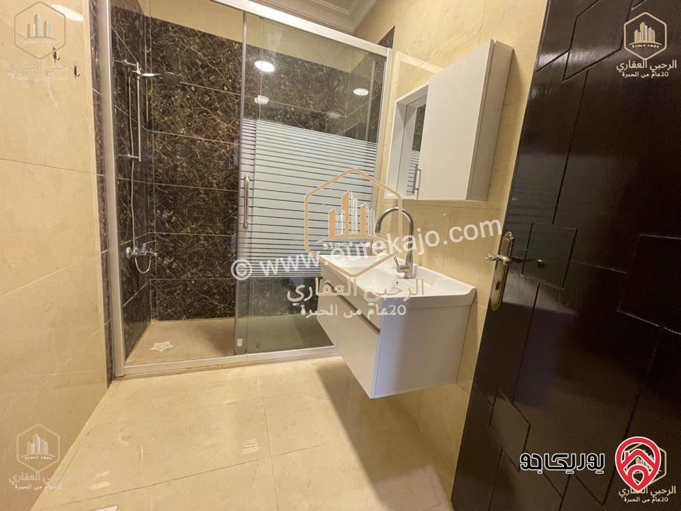 شقة ديلوكس فارغة طابق ثالث مساحة 190م للايجار في عمان - السابع