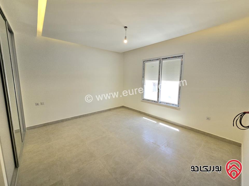 شقة مساحة 130م طابق أول للبيع جديدة و فخمة في عمان - عبدون 