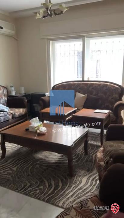 شقة أرضية مميزة للبيع في عمان - أم أذينة خلف رواد الخير 190م مع حديقة وترسات 150م بسعر مغري