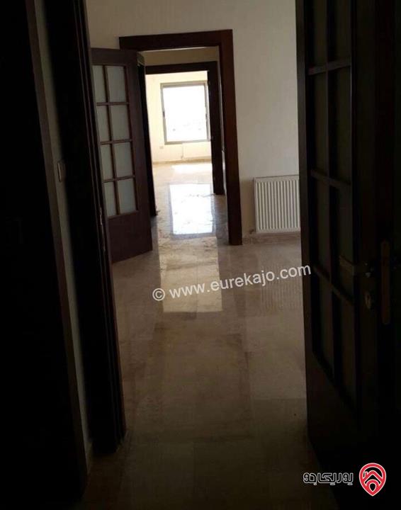 شقة طابق ثالث مساحة 176م للايجار في عمان - دير غبار