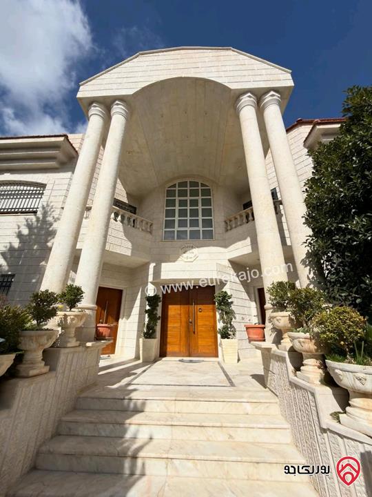 فيلا مساحة 850م على أرض 1081م للبيع في عمان - الجبيهة