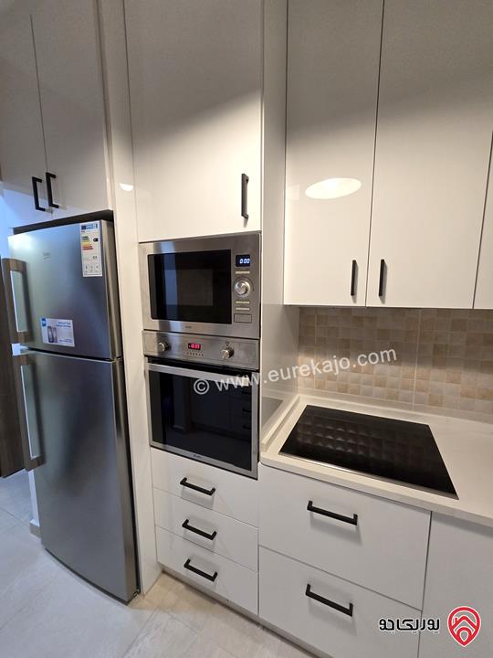 شقة مفروشة جديدة طابق ثاني مساحة 90م للايجار في عمان - أم أذينة