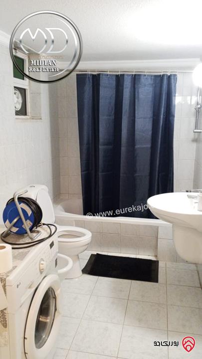 شقة مفروشة للايجار في عمان - الشميساني مساحة 140م طابق اول تشطيبات وفرش سوبر ديلوكس بسعر مميز جداً