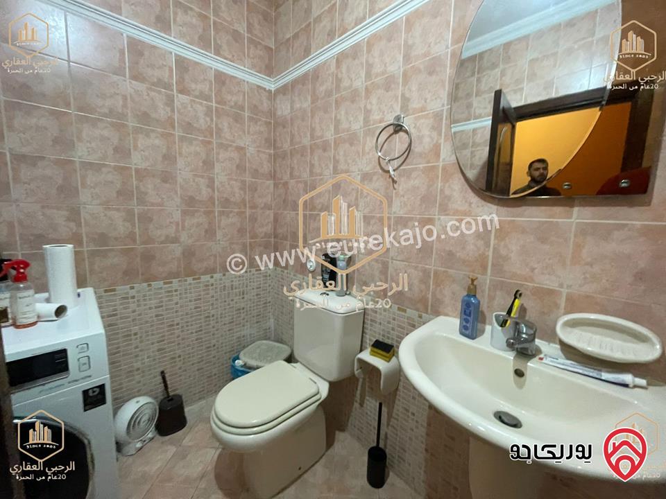 شقة فارغة مساحة 140م طابق ثالث للايجار في عمان - أم السماق