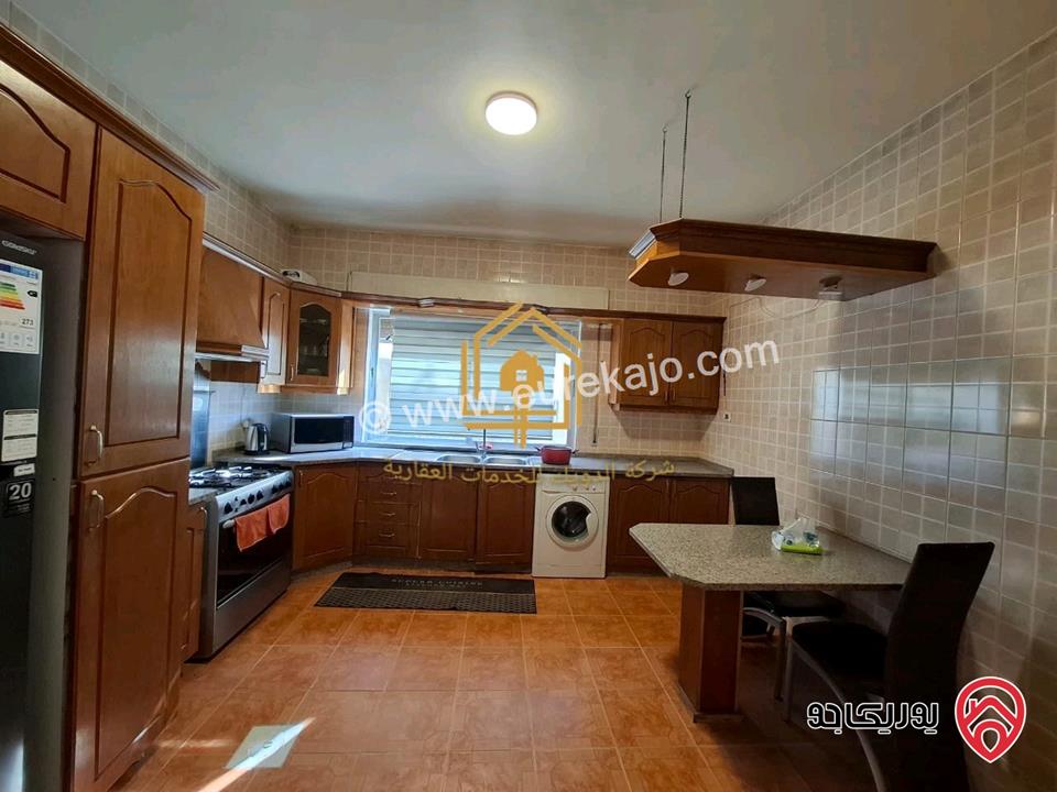 شقة مفروشة طابق ثاني مساحة 130م للإيجار في عمان - الدوار السابع 