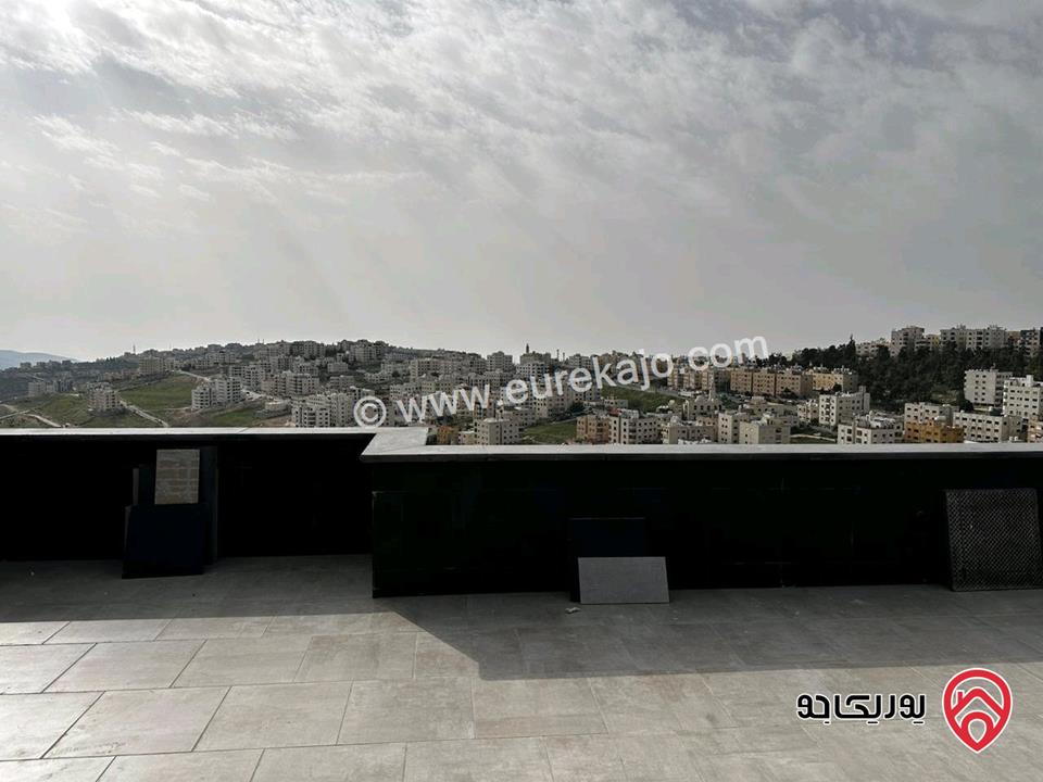 شقة طابق ثالث مساحة 150م مع روف 50م و تراس 50م للبيع في عمان - البيادر