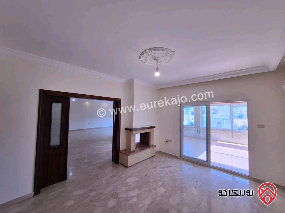 شقة دوبلكس طابقين مساحة 550م + 200م للايجار في عمان - دابوق