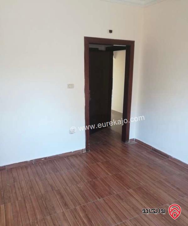 شقة طابق ثاني مساحة 200م للايجار في عمان - البنيات