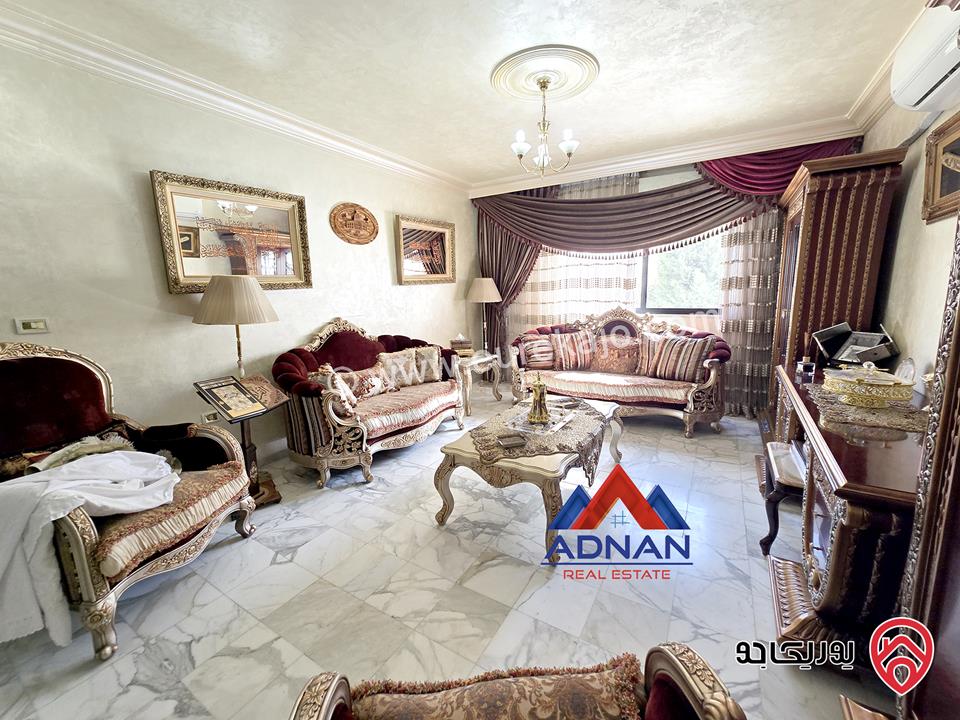 شقة أرضية مساحة 201 متر مع مدخل خاص للبيع بسعر مميز في عمان - الرابية