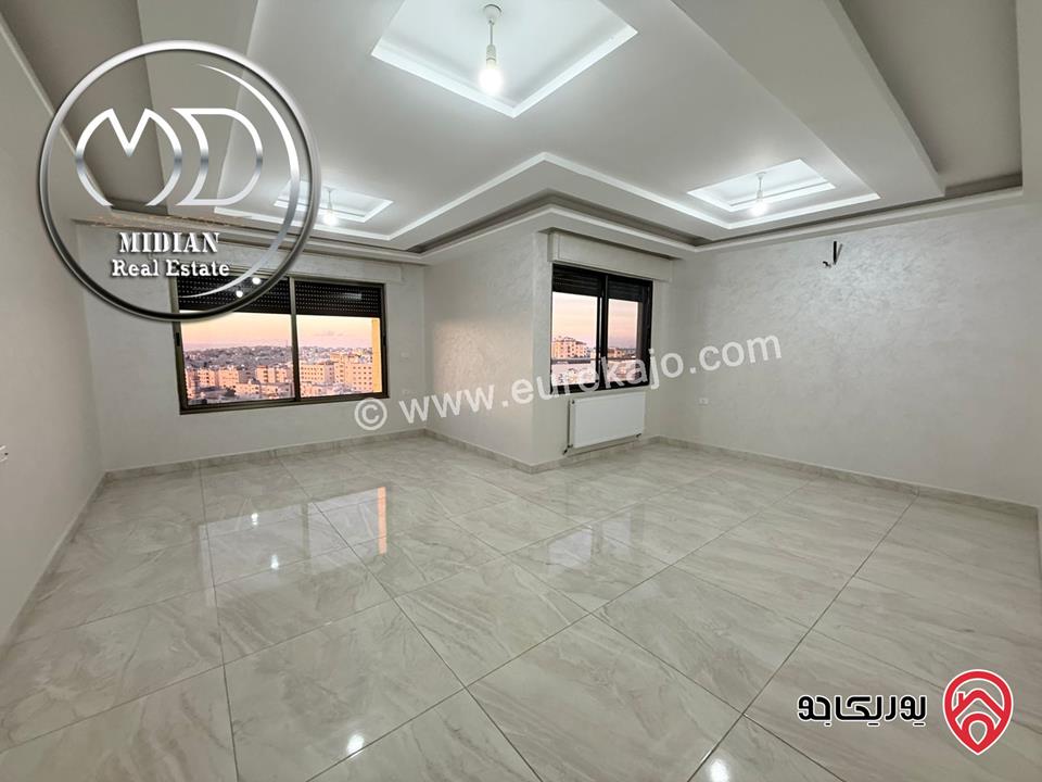 شقة فارغة مساحة 180م طابق ثالث للايجار في عمان - خلدا تشطيبات ديكورات سوبر ديلوكس اطلالة رائعة