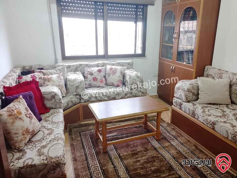 شقة طابق ثالث مساحة 130م للبيع في عمان - المنارة