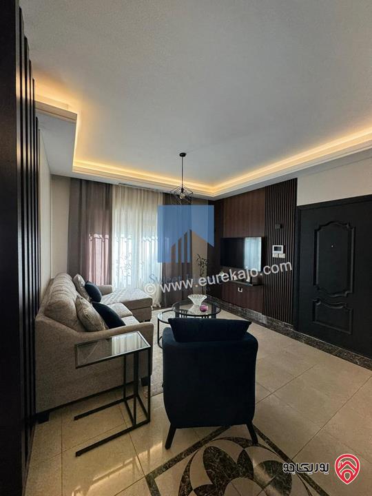 شقة مفروشة مساحة 94م مع ترس امامي 35م للبيع في عمان - ضاحية الأمير راشد