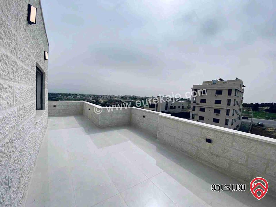 شقة طابق ثالث دوبلكس مساحة 320م معفية من الرسوم للبيع في عمان - طريق المطار الحويطي 