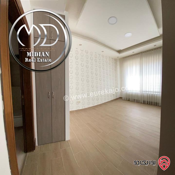 شقة مميزة للبيع في عمان - الرابية طابق اول مساحة 140م تشطيبات و ديكورات سوبر ديلوكس اطلالة جميلة