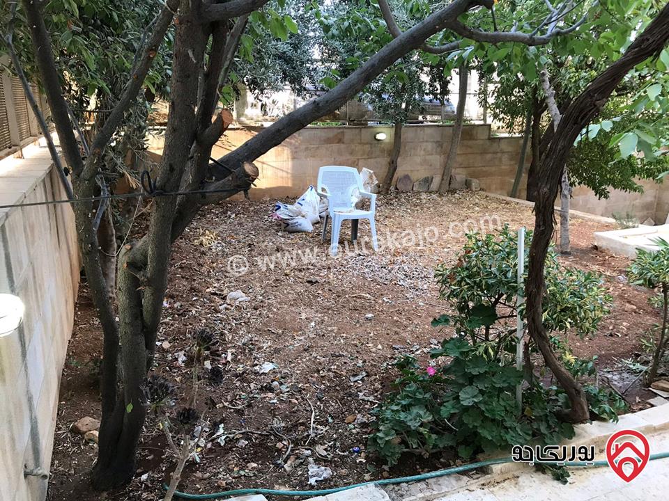 فيلا مساحة 325م على أرض 400م للبيع في عمان - الجبيهة