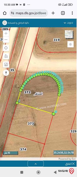 قطعة ارض على 3 شوارع مساحة 500م للبيع في عمان شارع المية حوض الزعرة 