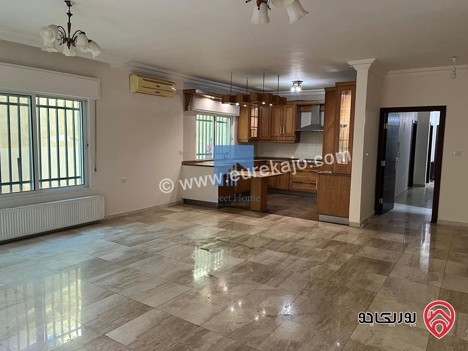 شقة شبه أرضية مساحة 143م داخلي مع ترسات 100م للبيع في عمان - عرقوب خلدا