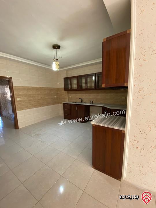 شقة أرضية مساحة 120م للبيع في عمان - الزهور